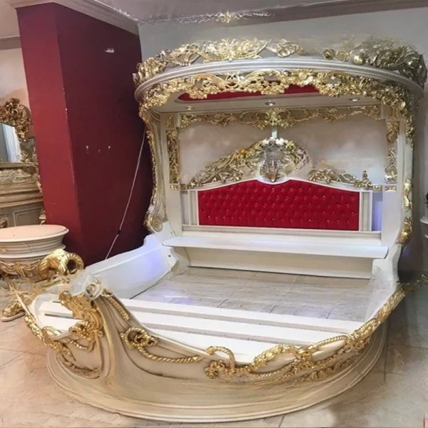 Boat shaped bed, European villa, bedroom furniture, large type pirate ship bed, solid wood carved 1.8 meters - Image 3