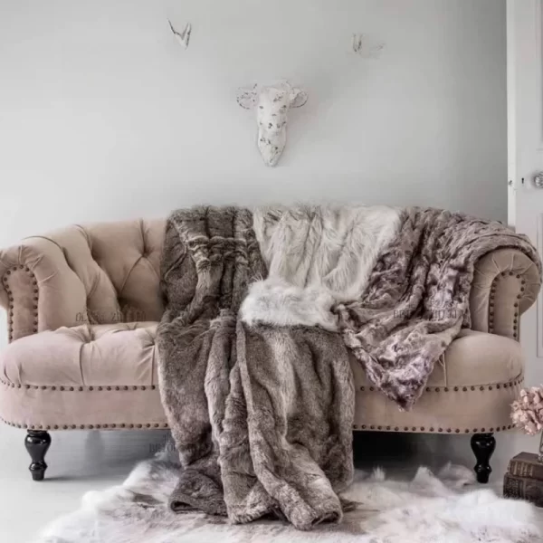 Strawberry Designer Living Room Sofas Puffs Nordic Children Minimalist Sofas Mini Outdoor Gaming Velvet Wood Divano Furniture - Image 4